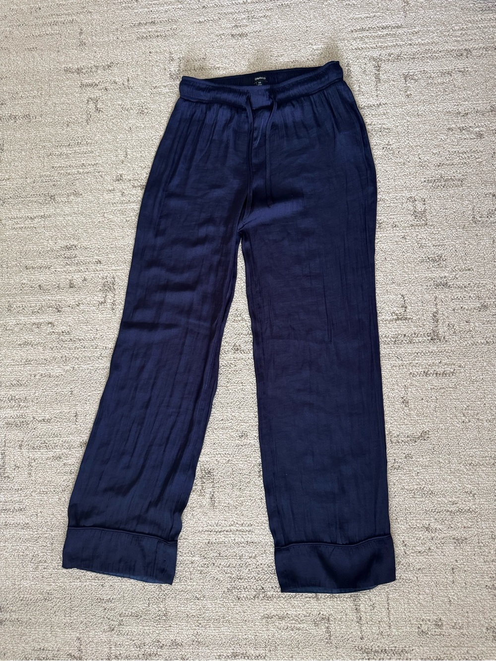 Old Navy Women's Silky Straight-Leg Pull-On Pants in Navy